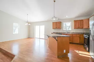 864 Leah Ct, Jefferson, WI 53549 - Photo 8