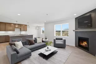 990 Bell Circle, Arlington, WI 53911 - Photo 4