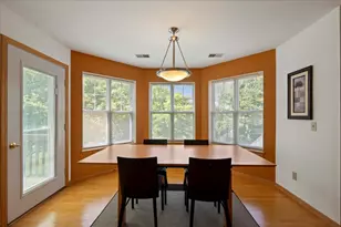 834 Jenna Ct, Verona, WI 53593 - Photo 2