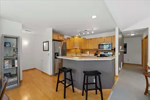 834 Jenna Ct, Verona, WI 53593 - Photo 6