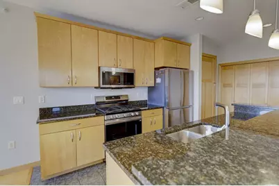 808 Williamson Street #402, Madison, WI 53703 - Photo 12