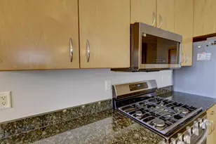 808 Williamson St, Madison, WI 53703 - Photo 16