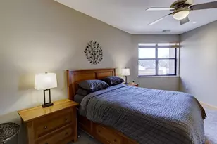 808 Williamson St, Madison, WI 53703 - Photo 32