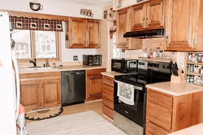 1202 E Iowa Street, Prairie Du Chien, WI 53821 - Photo 8