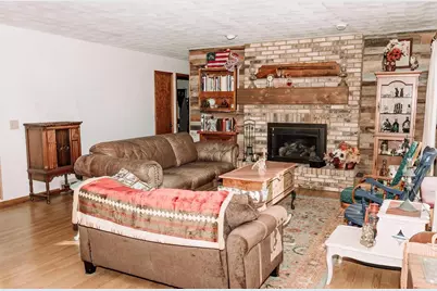 1202 E Iowa Street, Prairie Du Chien, WI 53821 - Photo 6