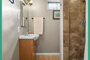4617 School Rd, Madison, WI 53704 - Photo 16