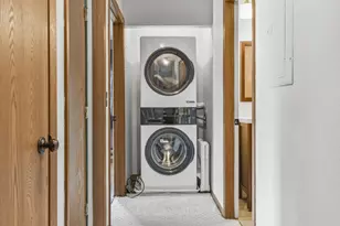 1015 N Sunnyvale Ln, Madison, WI 53713 - Photo 16