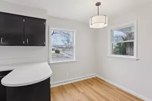 4801 S Hill Dr, Madison, WI 53705 - Photo 14