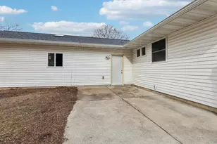 4801 S Hill Dr, Madison, WI 53705 - Photo 48