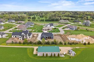 6811 Angelica Trl, Sun Prairie, WI 53590 - Photo 86