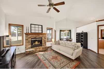 820 Anna Court, Waterloo, WI 53594 - Photo 2