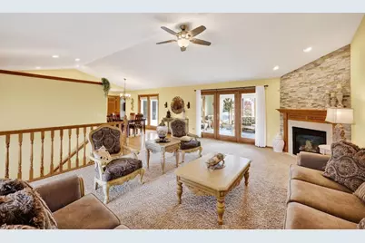 3253 Conservancy Estates Lane, Sun Prairie, WI 53590 - Photo 4