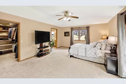 3253 Conservancy Estates Lane, Sun Prairie, WI 53590 - Photo 18