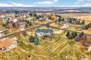 3253 Conservancy Estates Ln, Sun Prairie, WI 53590 - Photo 52