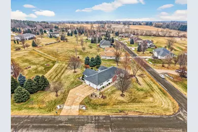 3253 Conservancy Estates Lane, Sun Prairie, WI 53590 - Photo 50