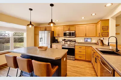 6926 Old Amsterdam Way, DeForest, WI 53532 - Photo 6