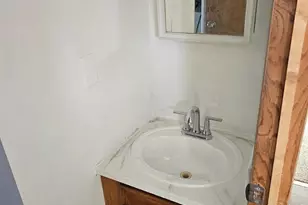 902 Moore St, Baraboo, WI 53913 - Photo 4