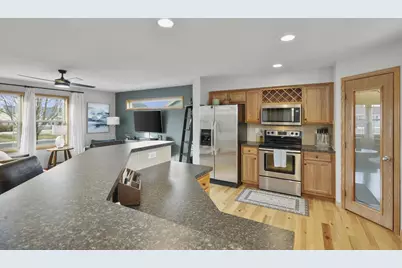 1426 Chadsworth Drive, Sun Prairie, WI 53590 - Photo 12