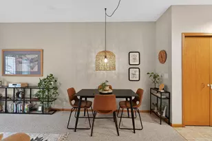 410 New Age Cir, Verona, WI 53593 - Photo 4