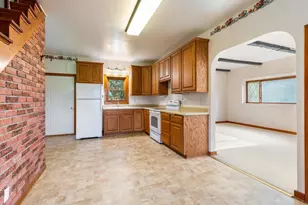 694 Fox Ln, Waterloo, WI 53594 - Photo 8