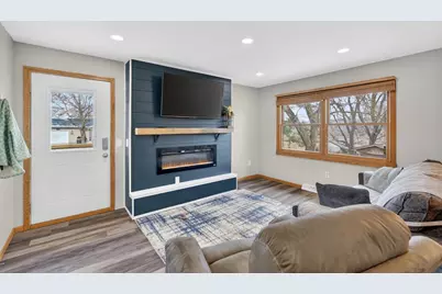 304 Holland Lane, Hollandale, WI 53544 - Photo 8