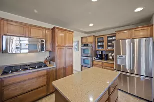 2638 Sweet Sparrow Pl, Sun Prairie, WI 53590 - Photo 8