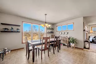 2638 Sweet Sparrow Pl, Sun Prairie, WI 53590 - Photo 10