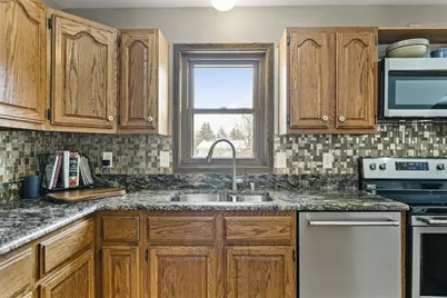 3334 Swinburne Drive, Mcfarland, WI 53558 - Photo 10