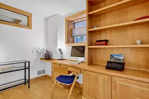 123 W Washington Ave, Madison, WI 53703 - Photo 24