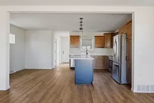 9113 Rustic Pine Rd, Verona, WI 53593 - Photo 4