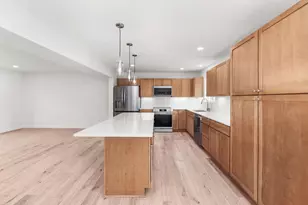 6043 Hagen Hill Cir, Madison, WI 53718 - Photo 14