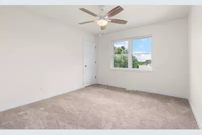 6043 Hagen Hill Circle, Madison, WI 53718 - Photo 38