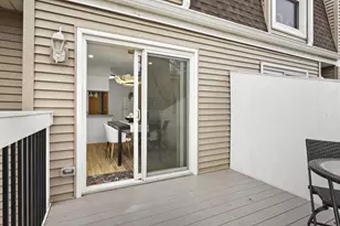 843 Hemlock Dr, Verona, WI 53593 - Photo 10