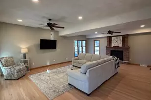 W630 Golf Course Rd, Brodhead, WI 53520 - Photo 8