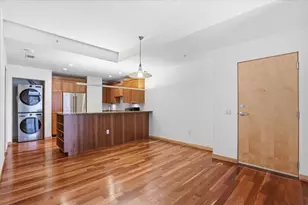 309 W Washington Ave, Madison, WI 53703 - Photo 8