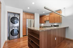 309 W Washington Ave, Madison, WI 53703 - Photo 12