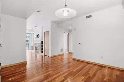 309 W Washington Avenue #310, Madison, WI 53703 - Photo 8