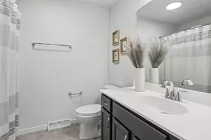 572 Buss Rd, Cottage Grove, WI 53527 - Photo 6