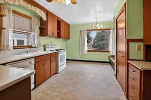 846 Terry Pl, Madison, WI 53711 - Photo 16