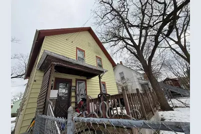 1052 8th Street, Beloit, WI 53511 - Photo 8