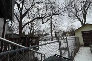 1052 8th St, Beloit, WI 53511 - Photo 10