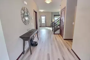 9014 Pine Hollow Pl, Madison, WI 53593 - Photo 2