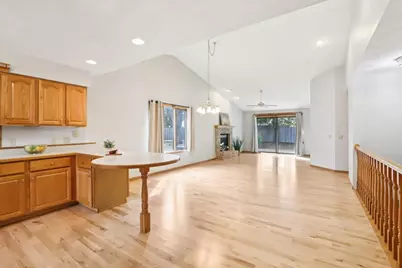 14 Village Homes Drive, Waunakee, WI 53597 - Photo 4