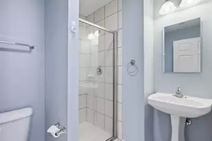 608 N Midvale Blvd, Madison, WI 53705 - Photo 18