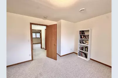 109 Jennifer Lane, Fall River, WI 53932 - Photo 32