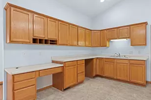 1735 Crawford St, Baraboo, WI 53913 - Photo 8