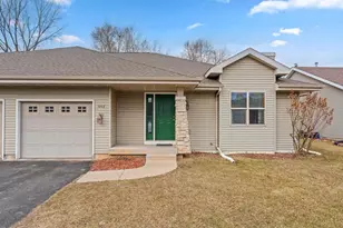 1735 Crawford St, Baraboo, WI 53913 - Photo 2