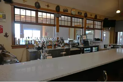 1630 E 16th Ext Street, Dubuque, IA 52001 - Photo 12