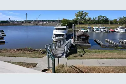 1630 E 16th Ext Street, Dubuque, IA 52001 - Photo 22