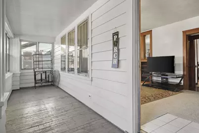 2205 Winnebago Street, Madison, WI 53704 - Photo 2